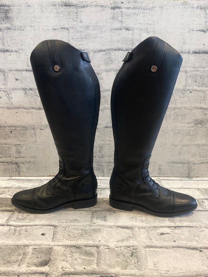 Auken Feild Boots Black Mens 8 H 18" C 15"
