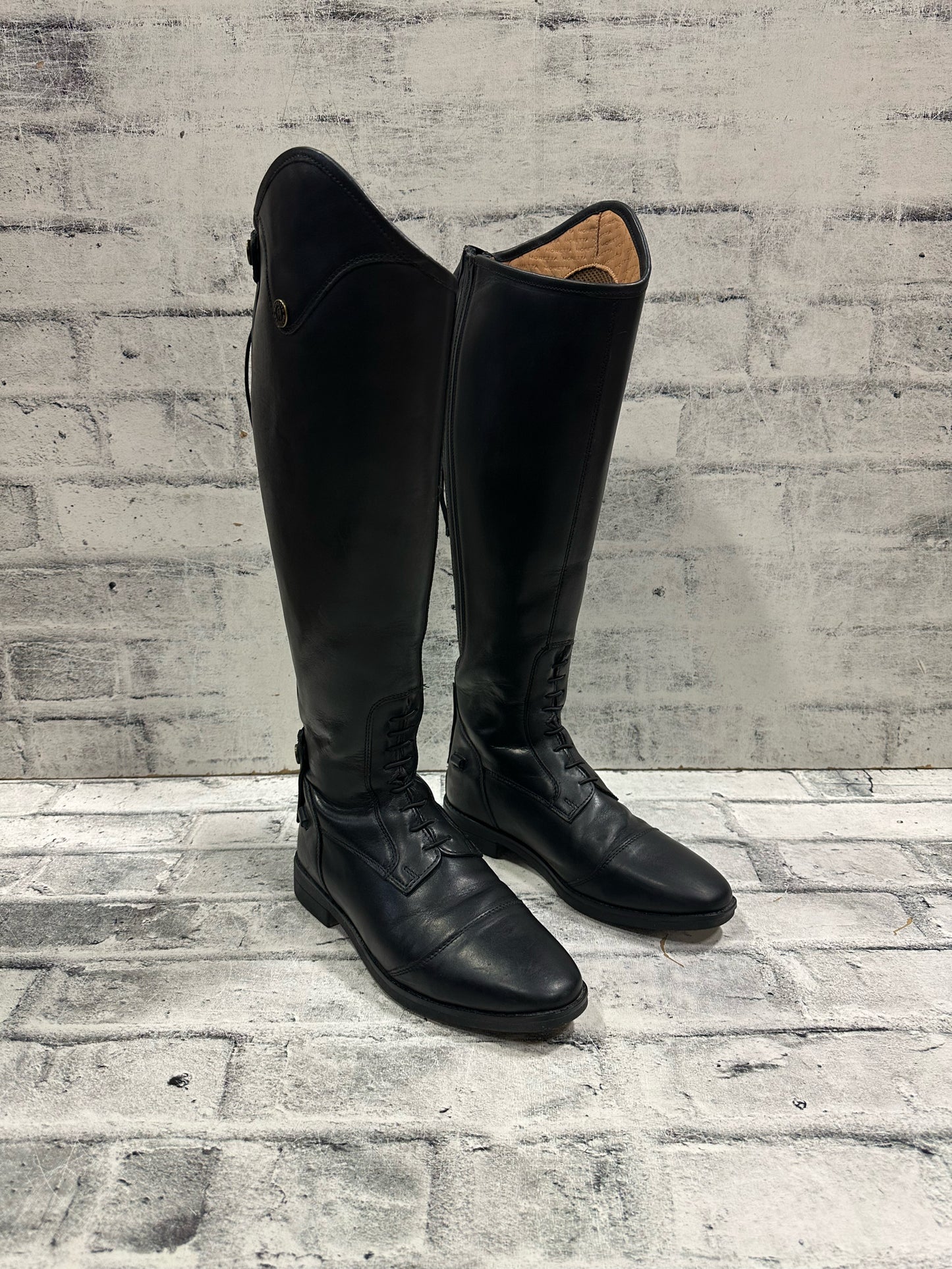 Moretta Field Boots 7 - C14"  H17.5"