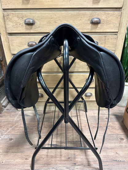 17" Prestige D1 X-Zero Dressage Saddle