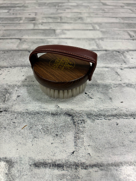 Hairy Pony Face Brush