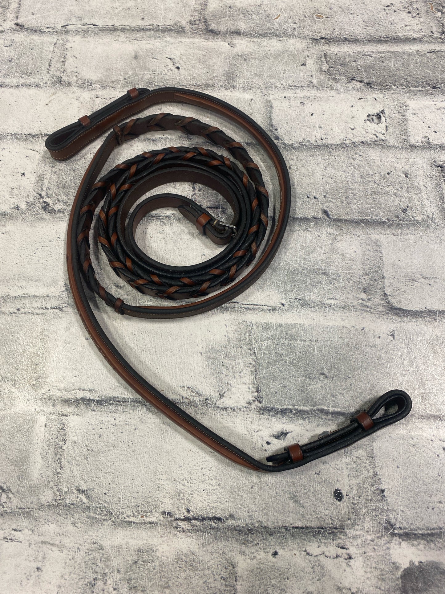 Raised Fancy Stitch Laced Reins Brown