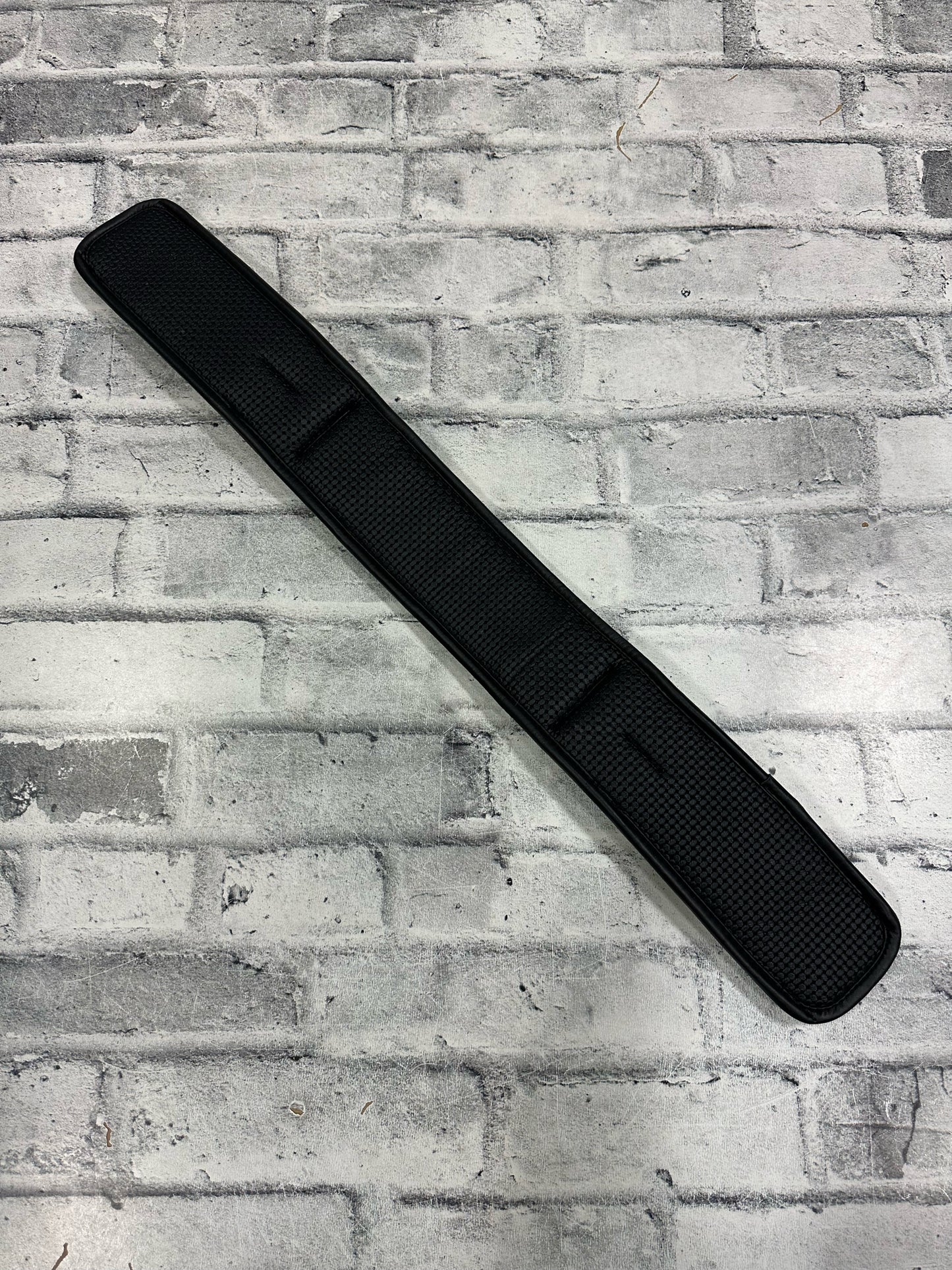 26" Neoprene Dressage Girth Black