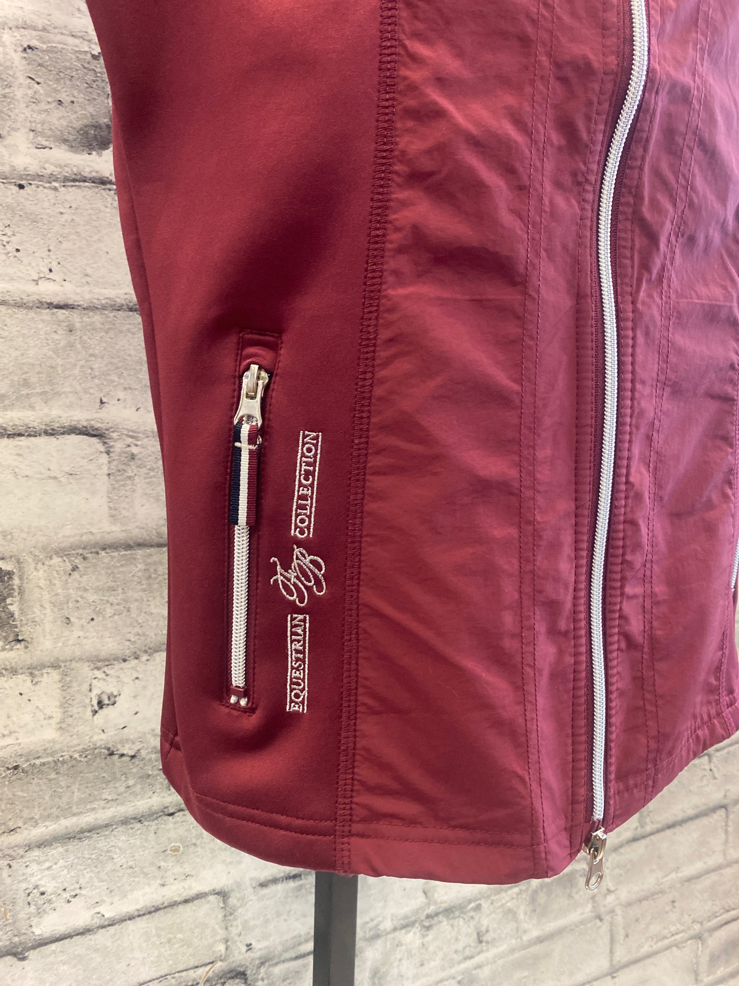 Felix Buhler Technical Vest Maroon S