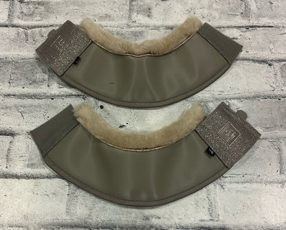 Eskadron Fuzzy Bell Boots Taupe M