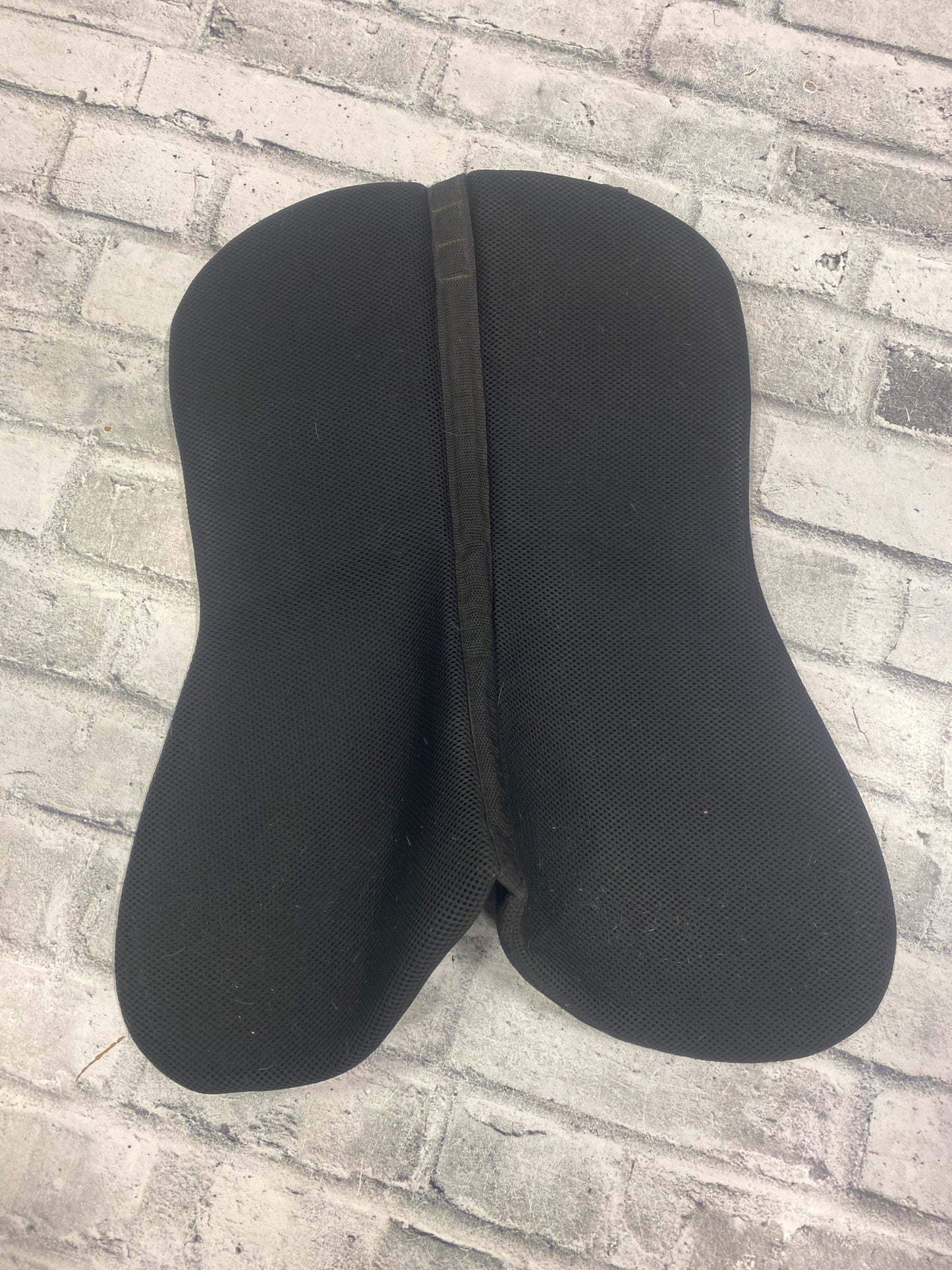 Sedelogic Rear Riser Half Pad Black