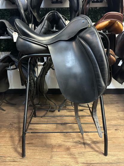 18" Hulsebos CC Dressage Saddle