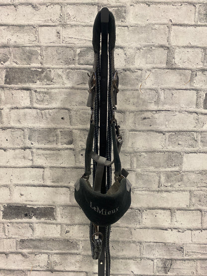 LeMieux Nylon Halter + Lead Grey/Black Full