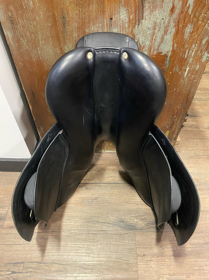 18" 2016 CWD CC Saddle SE 02 (M - 4.5" Gullet)
