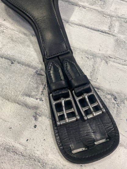 28" Shoulder Releif Dressage Girth Black