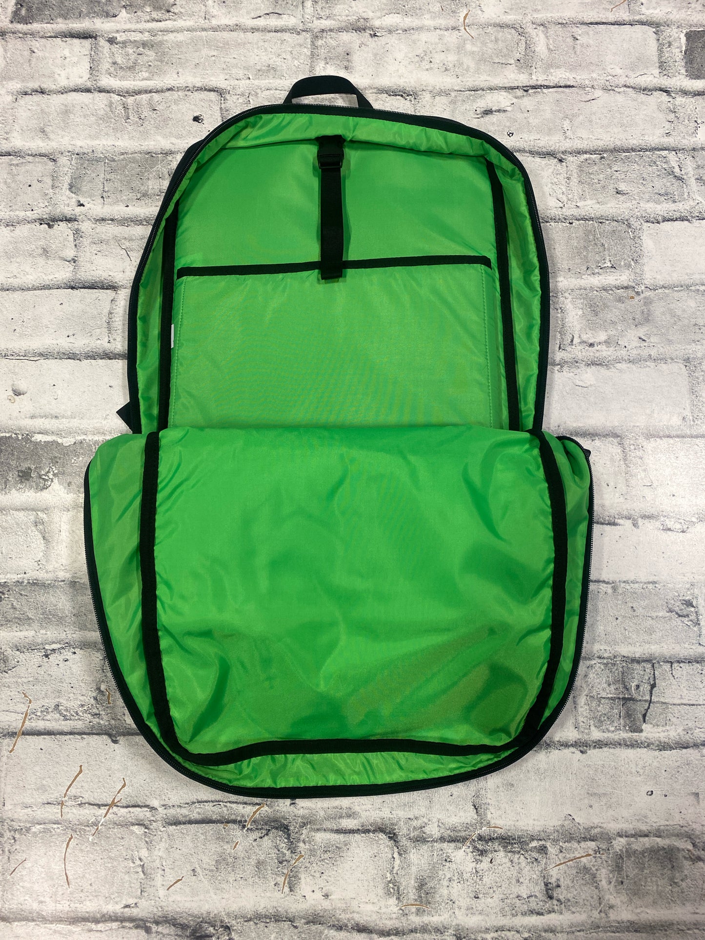 Horse Flight Backpack Black & Lime Green NEW