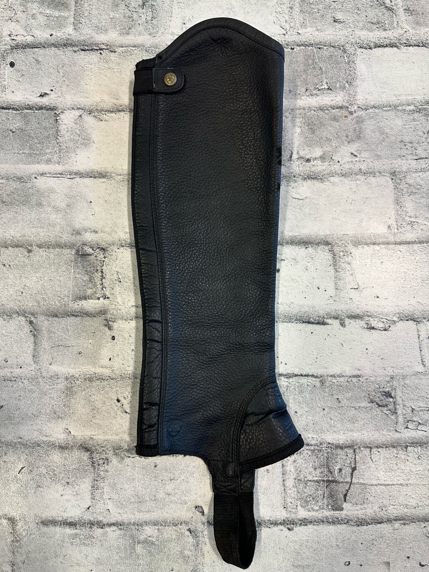 Ariat Leather/Suede Half Chaps - C 13" H 16"