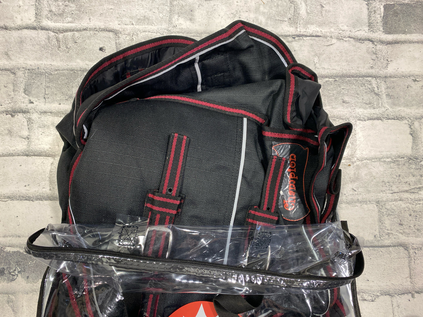 54" Champion 200g Winter Turnout Black & Red NEW