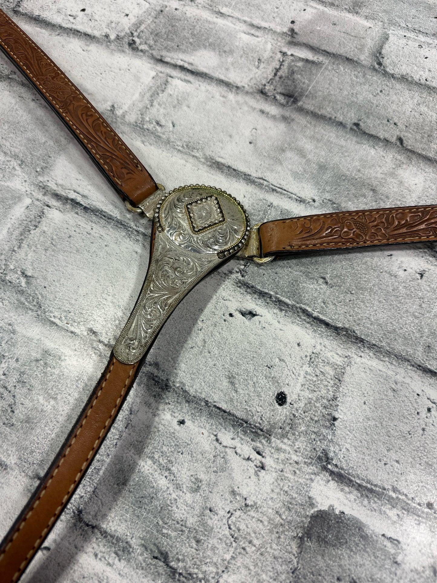 Circle Y Floral Tooling Show Breast Collar