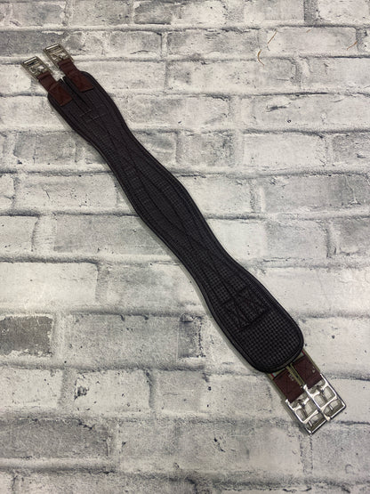 32" Neoprene Schooling Girth Brown w/ One Side Elastic