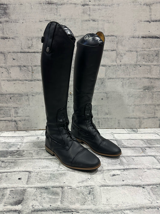 Cresendo Tall Boots Black 9.5 17" H 12" W