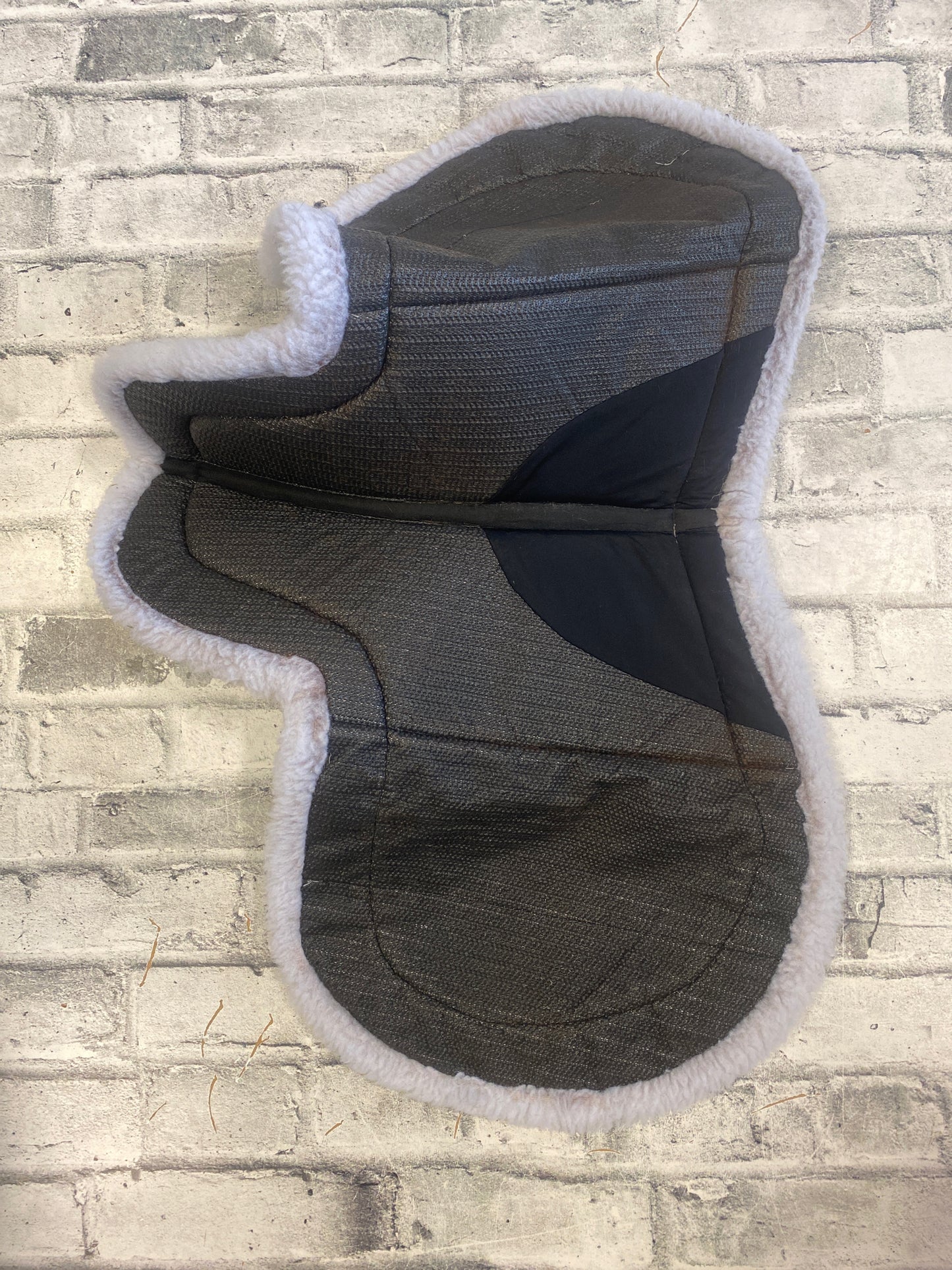 EcoGold Shaped Hunter Grip Pad White