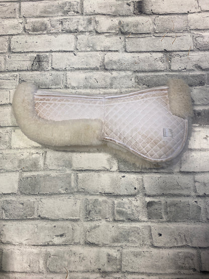 Shimmable Sheepskin Half Pad White M