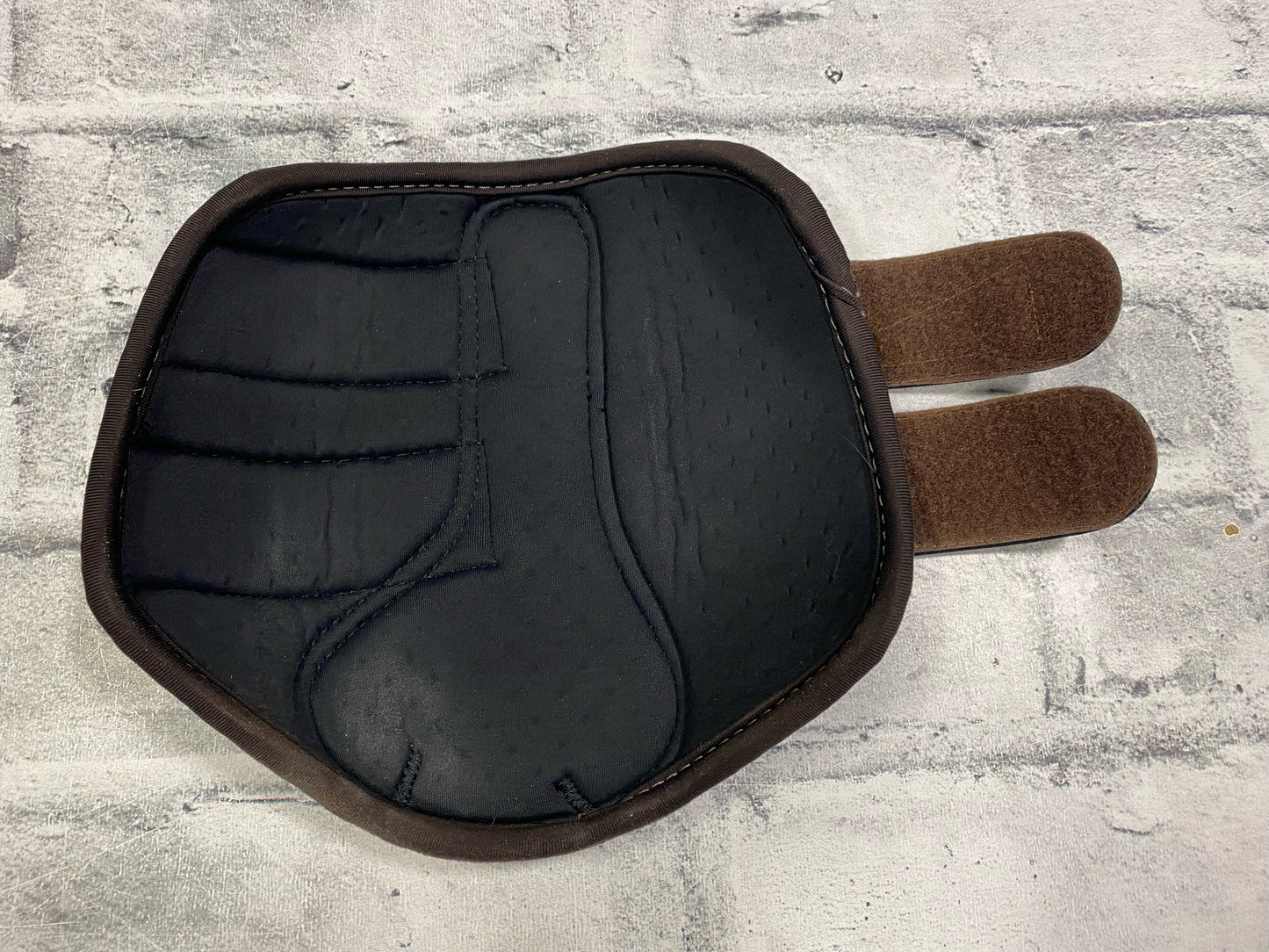 Back On Track Airflow Tendon Boots Brown M